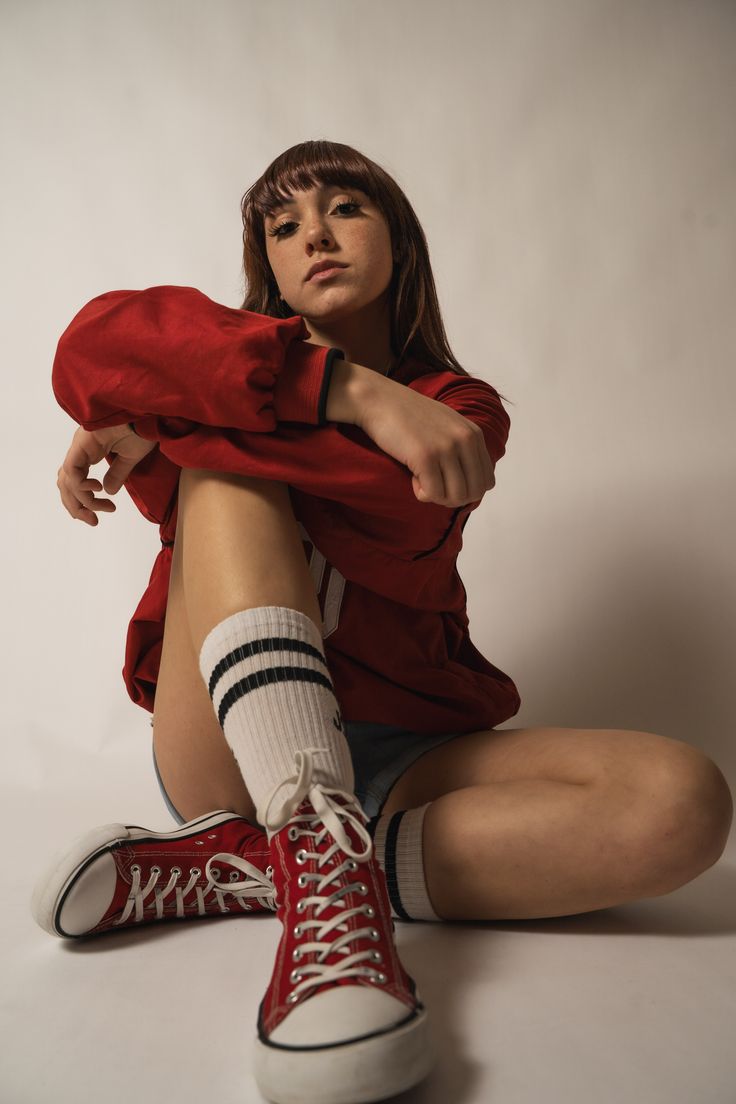 Sneakers vs Sports Shoes – What's the Difference?