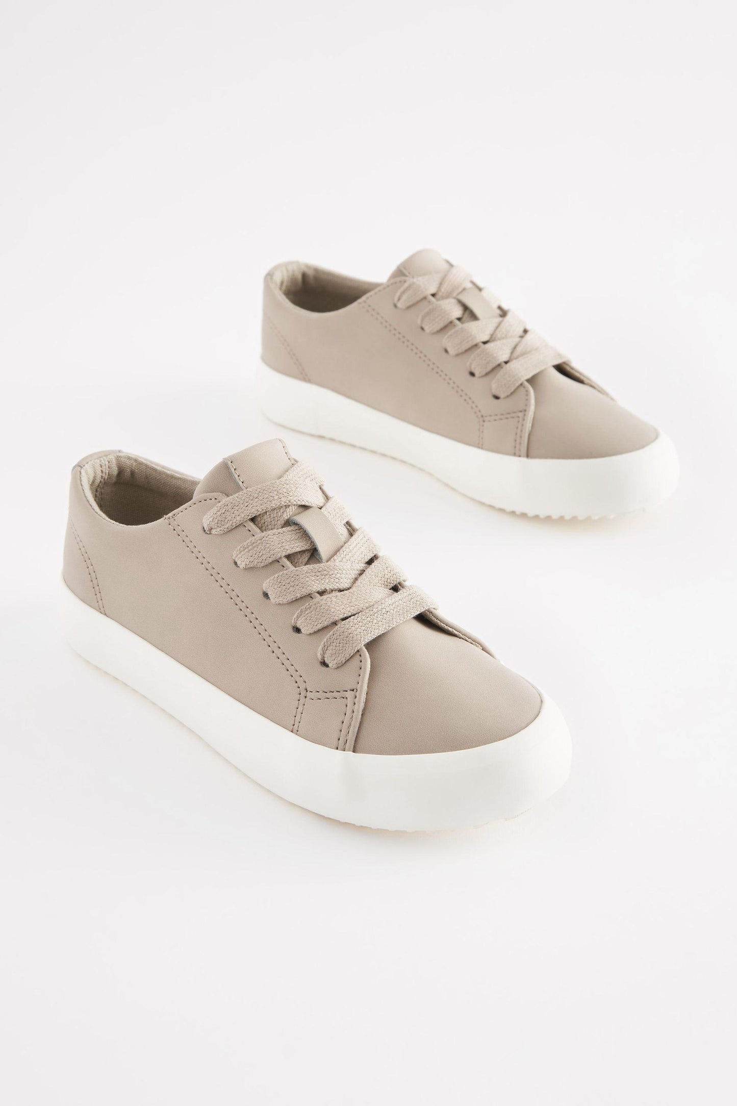 AeroStep Beige Lifestyle Sneakers